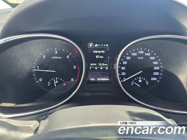 Hyundai Santa Fe 2016 thumb 7