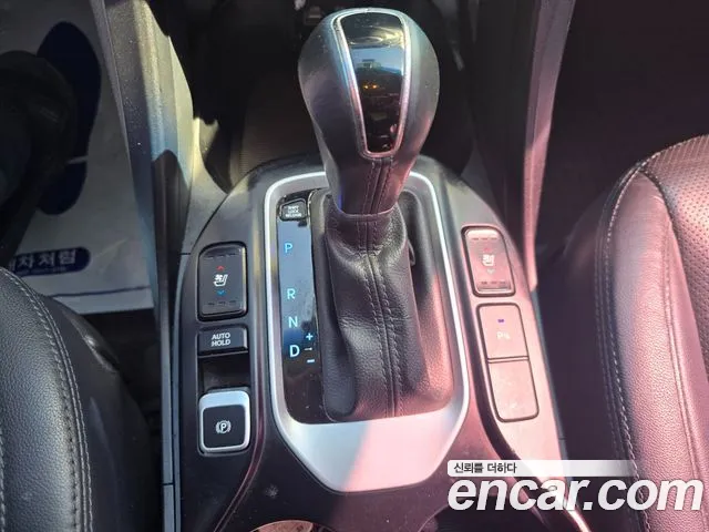 Hyundai Santa Fe 2016 thumb 8
