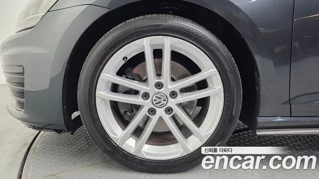 Volkswagen Golf 2014 thumb 4