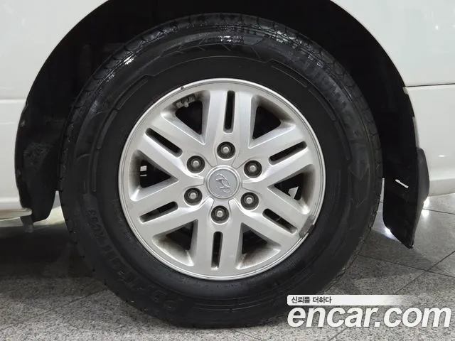 Hyundai Staria 2021 thumb 10