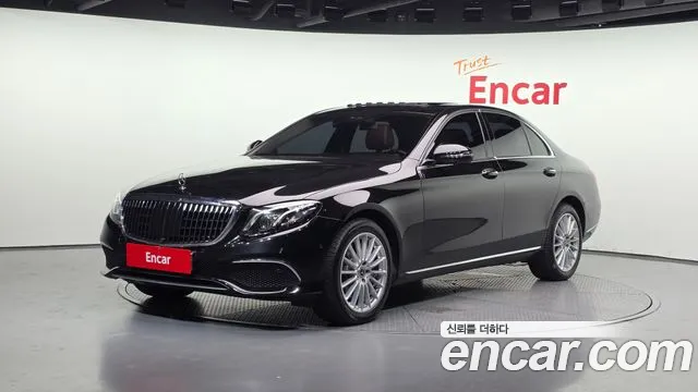 Mercedes-Benz E-Class 2017 thumb 9