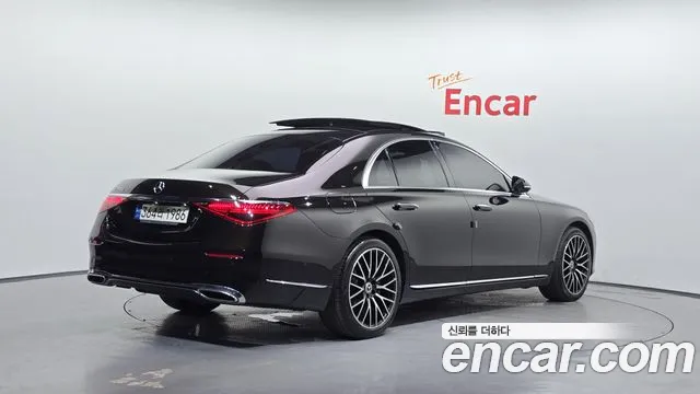 Mercedes-Benz S-Class 2021 thumb 3