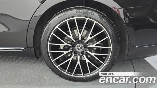 Mercedes-Benz S-Class 2021 thumb 8