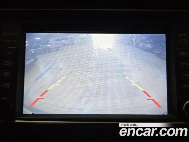 Kia Carnival 2014 thumb 3