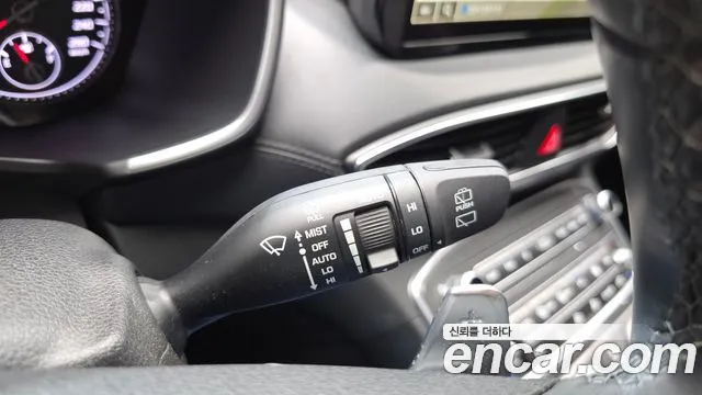 Hyundai Santa Fe 2022 thumb 2