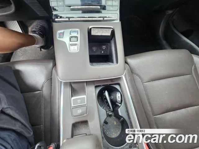 Hyundai Grandeur 2020 thumb 2