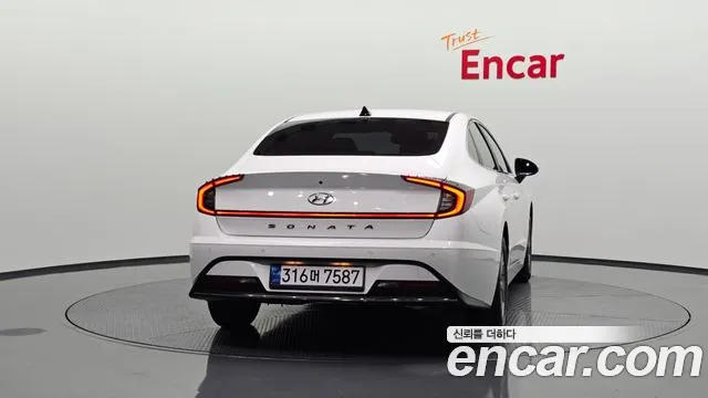 Hyundai Sonata 2022 thumb 8