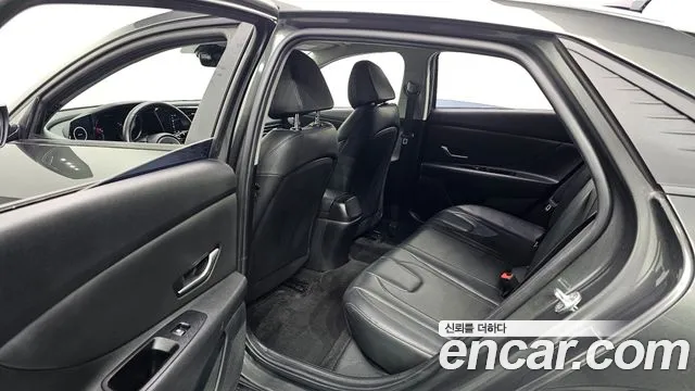 Hyundai Elantra 2021 thumb 9