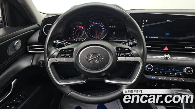 Hyundai Elantra 2021 thumb 6