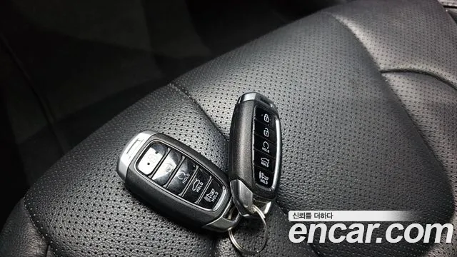 Hyundai Elantra 2021 thumb 2