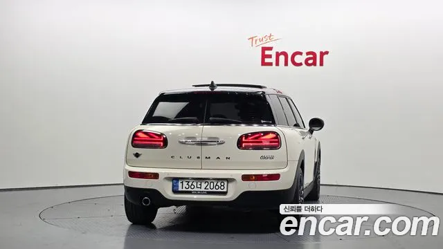 Mini Cooper Clubman 2021 thumb 9