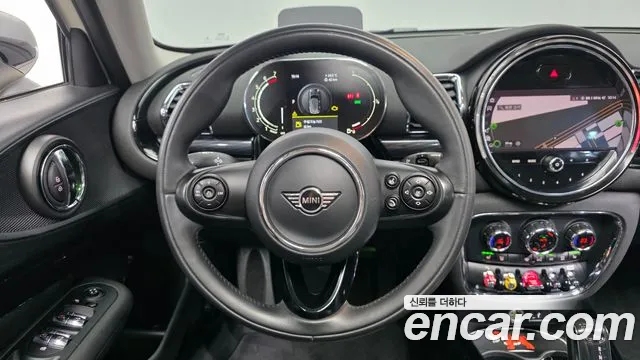 Mini Cooper Clubman 2021 thumb 12