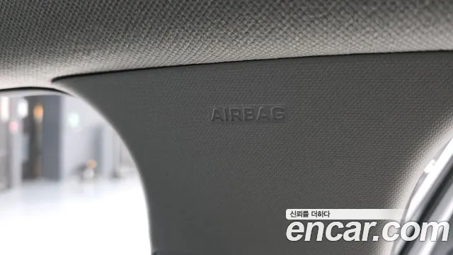 Hyundai Elantra 2020 thumb 2