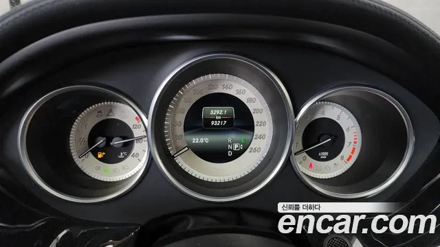 Mercedes-Benz CLS 2016 thumb 4