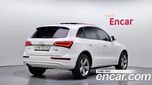 Audi Q5 2015 thumb 3