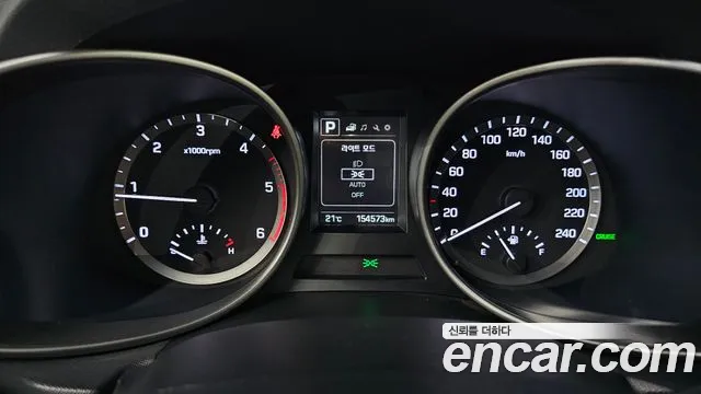 Hyundai Santafe 2015 thumb 5