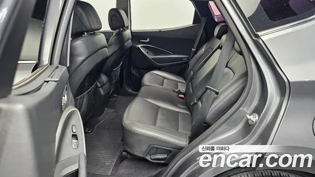 Hyundai Santafe 2015 thumb 8
