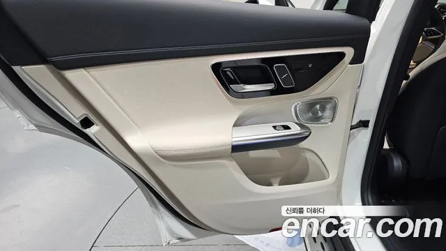 Mercedes-Benz GLC 2025 thumb 12