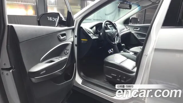 Hyundai Santafe 2017 thumb 2