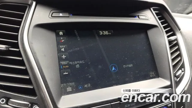 Hyundai Santafe 2017 thumb 9
