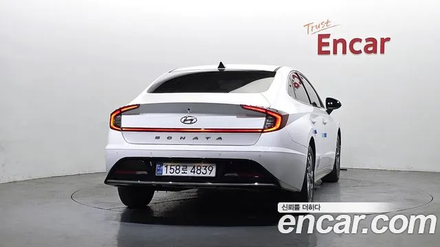 Hyundai Sonata 2022 thumb 3