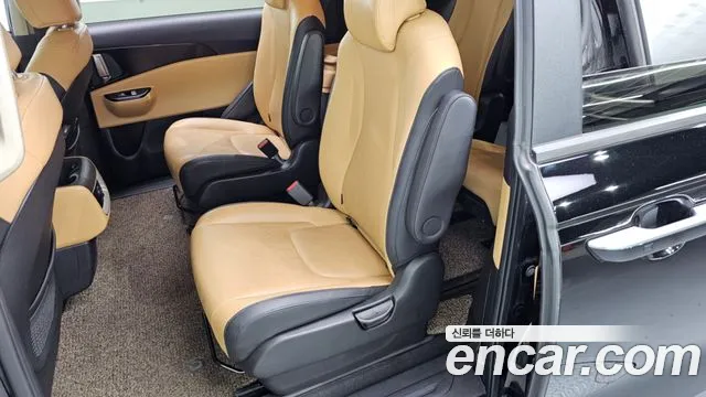 Kia Carnival 2022 thumb 10
