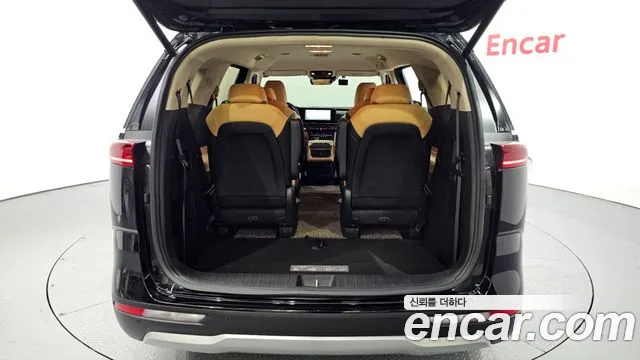 Kia Carnival 2022 thumb 4