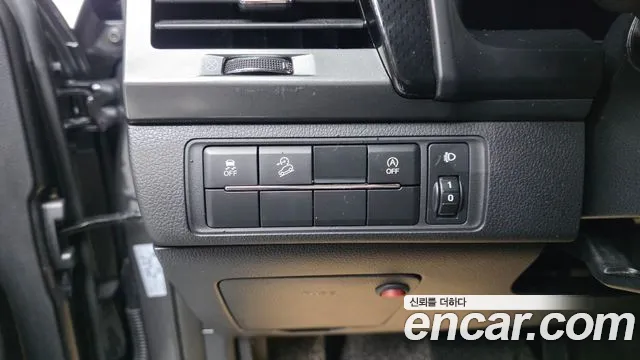 KGM Rexton 2023 thumb 5
