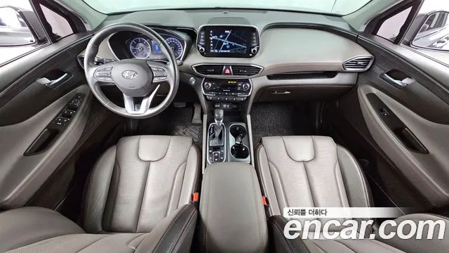Hyundai Santa Fe 2019 thumb 10