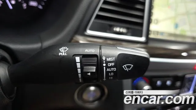 Genesis G80 2018 thumb 9