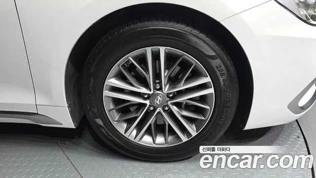 Hyundai Grandeur 2019 thumb 7