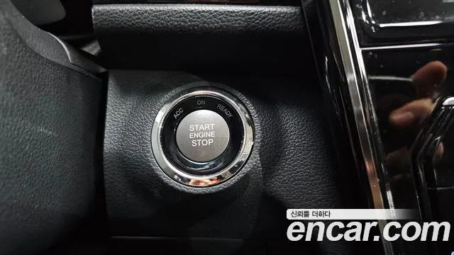 KGM Tivoli 2019 thumb 11