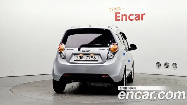 Chevrolet Spark 2011 thumb 6