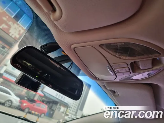 Hyundai DM 2012 thumb 10