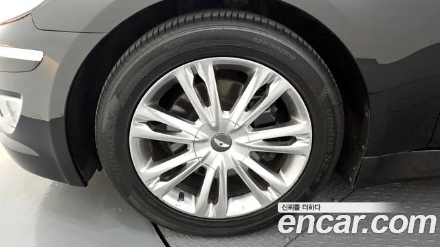Hyundai Genesis 2012 thumb 10