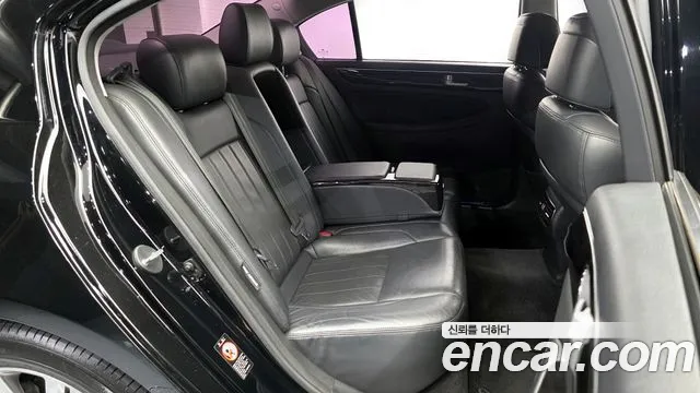 Hyundai Genesis 2012 thumb 12