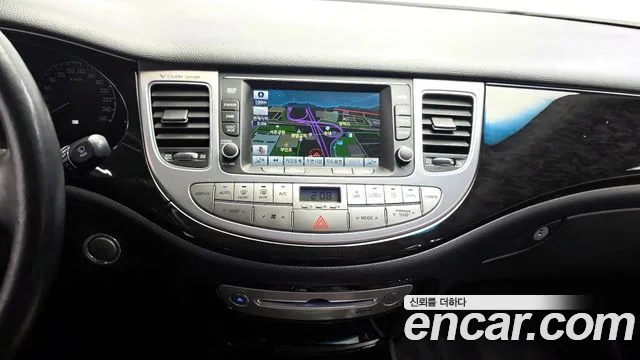 Hyundai Genesis 2012 thumb 8