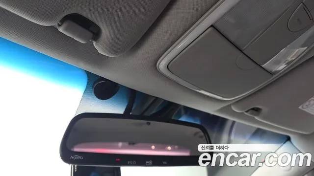 Hyundai Genesis 2012 thumb 3
