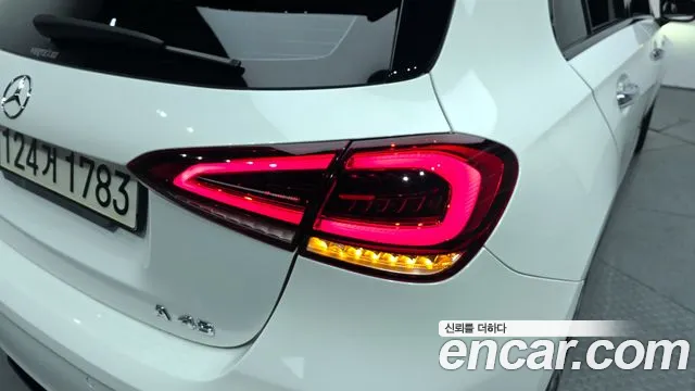 Mercedes-Benz A-Class 2021 thumb 4