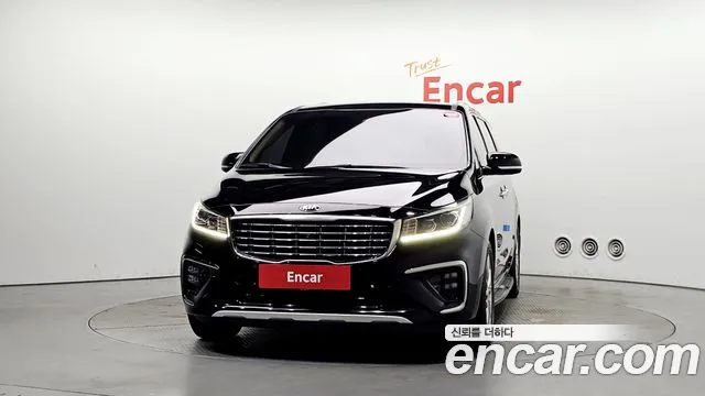 Kia Carnival 2019 thumb 3