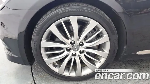Hyundai Genesis 2015 thumb 2