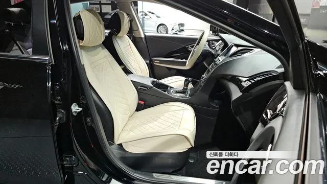 Hyundai Grandeur 2013 thumb 10