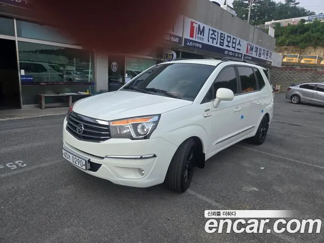 KGM Korando 2016 thumb 6