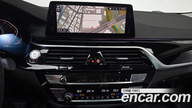 BMW 5 серии 2019 thumb 7