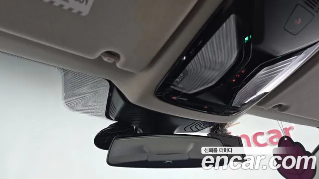 BMW 5 серии 2019 thumb 5