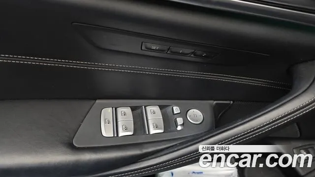 BMW 5 серии 2019 thumb 11