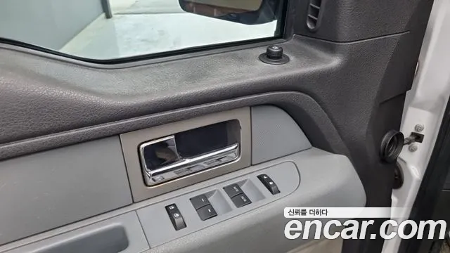 Ford F150 2011 thumb 3
