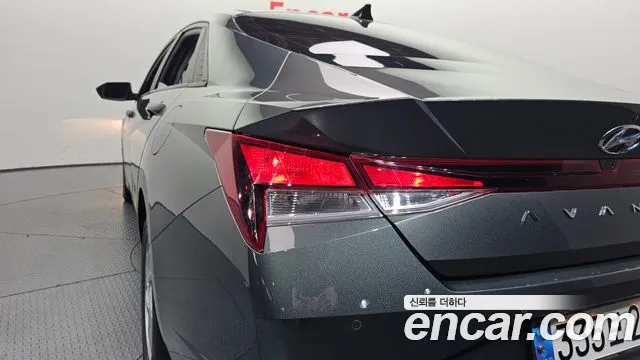 Hyundai Elantra 2020 thumb 12