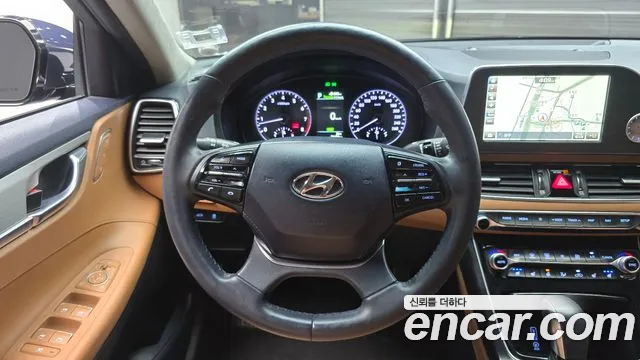 Hyundai Grandeur 2017 thumb 11