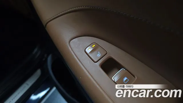 Hyundai Grandeur 2017 thumb 3